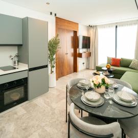 Luxury Stay Oasis Station Free Parking Fast Wi-Fi, ξενοδοχείο σε Maarif