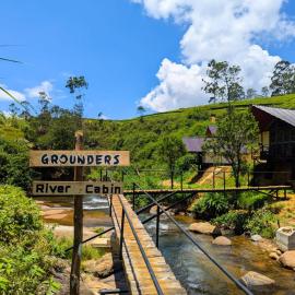 Grounder's River Cabin, hotel Nanuoyában