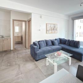 Modern 1BR Apartment in Strovolos, Nicosia、Strovolosのホテル