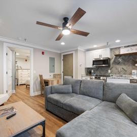 Carters Court Cozy Hideaway