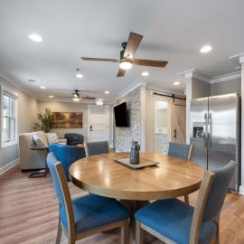 Carters Court Serene Suite