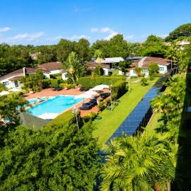 Fiesta Royale Hotel, hotel em Acra