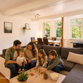 Friederg - Familien-Loft mit 3 Schlafzimmern und großem Wohnbereich, hotel en Friedberg
