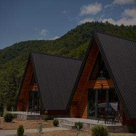 Riverwood Luxury Cabins, hotel v destinácii Kolašin