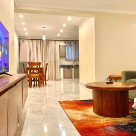 2 Bedroom Home Near UN Base, 6 mins to Airport - Wanderhomes – hotel w mieście Entebbe