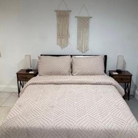 Small Space Charm, hotell Tampas