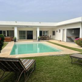 Villa AKYA Saly Center - Ngaparou, Hotel in Ndiorhorh