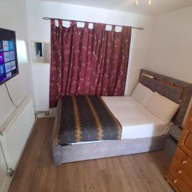 Wood lane, hotel di Dagenham
