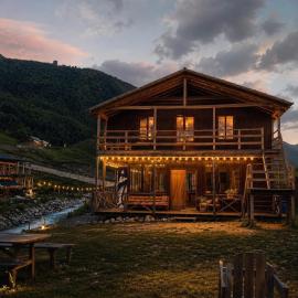 Sarag, hotel en Ushguli