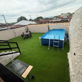 Casa de descanso en el corazón del eje cafetero, Alcalá Valle, hotel v destinácii Alcalá