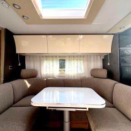 Scandi Hotel on Wheels !The Peak of Your Dreams โรงแรมในSkjervøy