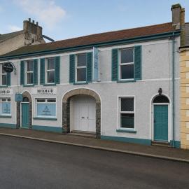 Mermaid Bar & Accomodation