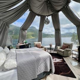 Lofoten Glamping Dome, хотел в Myrland