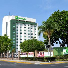 Holiday Inn Guadalajara Expo Plaza del Sol by IHG, hotelli kohteessa Guadalajara