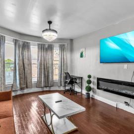 버펄로에 위치한 호텔 4BR Apt Pool Table Sleeps 9 Buffalo