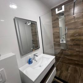 Packi Apartments, Hotel in Mitrovica