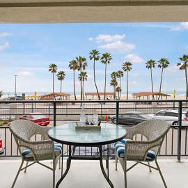 Beachfront 2BR Harbor Condo w Ocean View Balcony