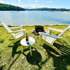 Waterfront Cottage - Royal National Park, מלון בMaianbar