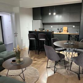 APRO Elegant Stay