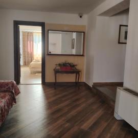 Casa Alma, hotel v mestu Paşcani