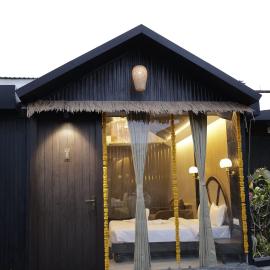 Hide Away Villa By Vilaasitaa, hotel en Indore