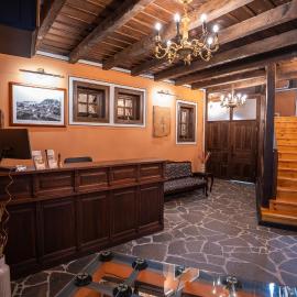 RAHAT Guest House in Old Town - Free Private Parking