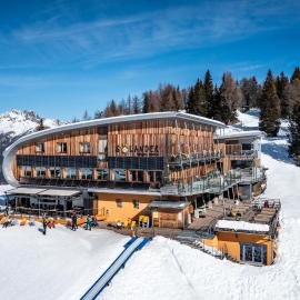 Hotel Rifugio Solander, hótel í Commezzadura