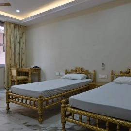 Iskcon guest house, hotel in Patna