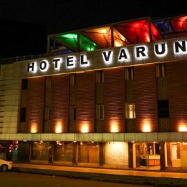 Hotel Varun, hotel v destinácii Guna