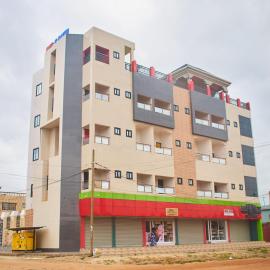 Hotel St Flavien Lomé, hotel di Taméklo