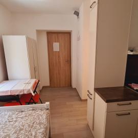 Apartments Pr' Štormanu – hotel w mieście Kanal