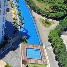 MACTAN NEWTOWN CONDO with pool access