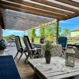 Ölands Yoga Studio & Islandshästar, Stugor & Rum, hotel Mörbylångában