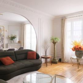 Chic Luxury Apartment with Eiffel Tower Views