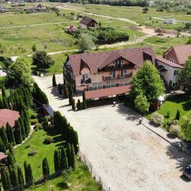 Pensiunea Mountain King, hotel in Sâmbăta de Sus