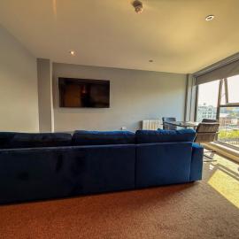 Modern Central Quayside 2 Bedroom Apt Sleeps 4