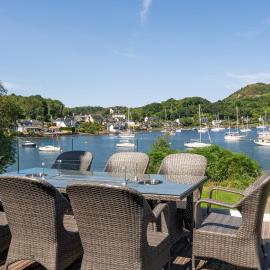 Otterpoint Waterfront & Pool Retreat