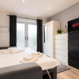 Modern Studio | City Centre | Sleeps 2