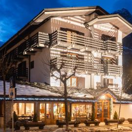 Hotel Les Jumeaux Courmayeur, hotel in Courmayeur