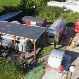 Tin Can Town Oirschot, hotel en Oirschot