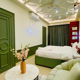 StayMooddy, hotel in Indore