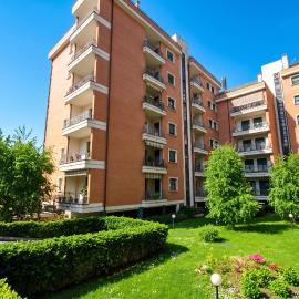 Spacious apartment in Vercelli with terrace and garden