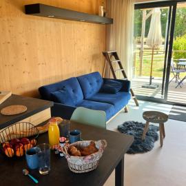 Lodges Au Cœur des Puys, hotel v destinácii Nébouzat