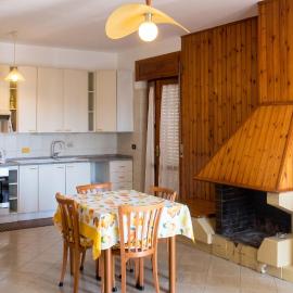 Charming Apartment in Velina, 90 m², Mountain View