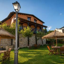 Hotel Rural El Verdenal, готель у місті Noceda del Bierzo