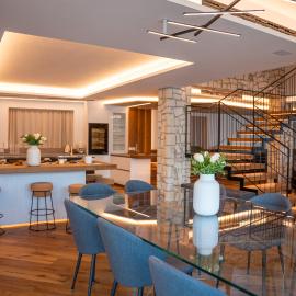 Villa Infinity by Villa Luxury Garda with lake view, spa, pool, gym
