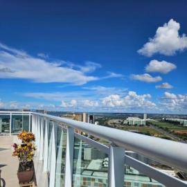 Flat III SAINT MORITZ, TOP 18, Aconchegante, Espaçoso, Vista Esplanada, Região Central de Brasília, Executivo ou Família até 4 pessoas