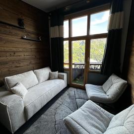 Cozy chalett 1800 Avoriaz، فندق في مورزين