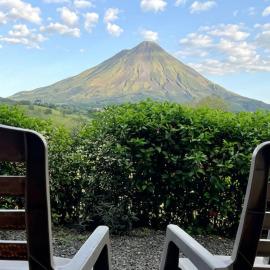 Boutique Villa with Jacuzzi & Stunning Arenal Views Villa Luna 1