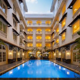 Central Mansions Hotel and Apartments, hotel v Phnompenhu